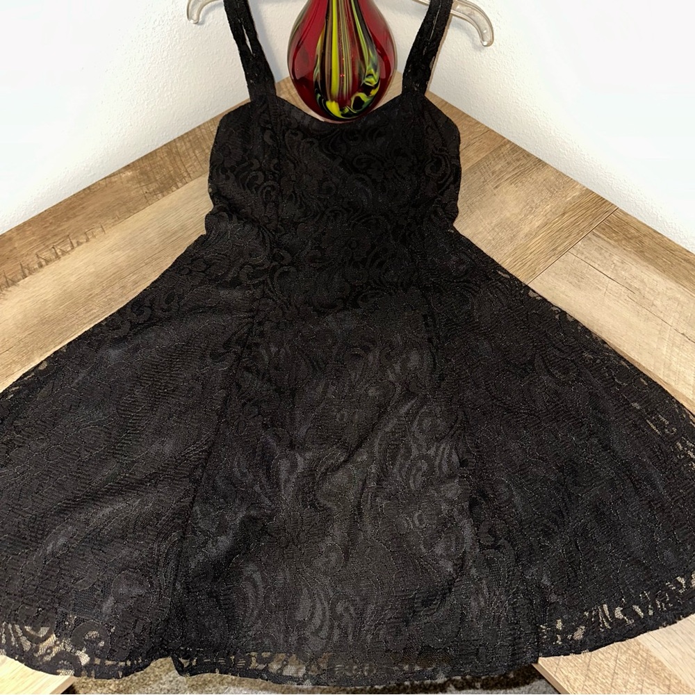 All that jazz lacy cocktail dress size Small
